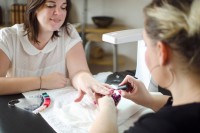 /album/onglerie/estheticienne-montpellier-domicile-manucure-vernis-semi-permanent-onglerie-herault-gard-missdelph-beaute-2-jpg1/